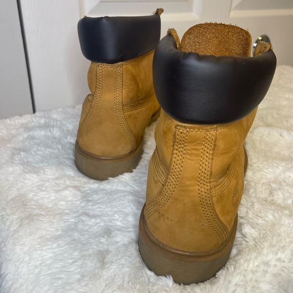 Timberland® Classic 6-Inch Waterproof Men’s Boot Size 13 - Picture 7 of 16